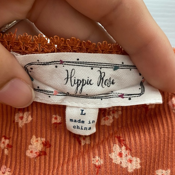 🧋SOLD🧋Burnt Orange Floral Tank Top - Picture 2 of 3